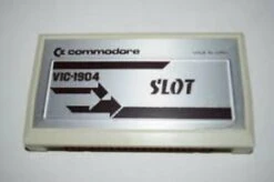 COMM - VIC 20 - Slot - VIC - 1904